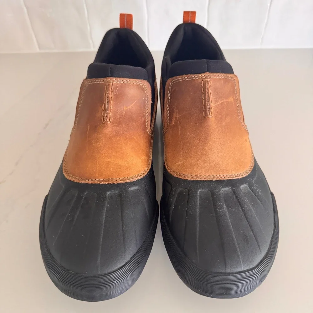 Clarks Bowman Duck Boots Mens 10.5 Brown Leather Waterproof Slip On Low Top